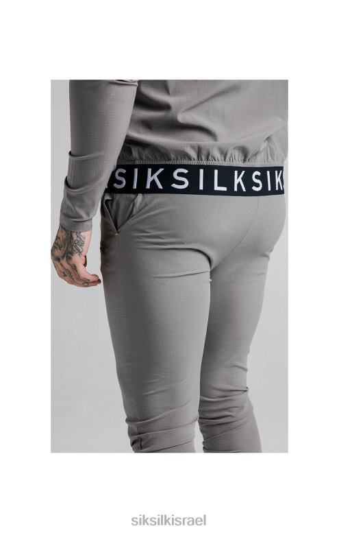 SikSilk גברים מכנסי טרנינג Agility poly ripstop - אפור D2LH2527 לבוש