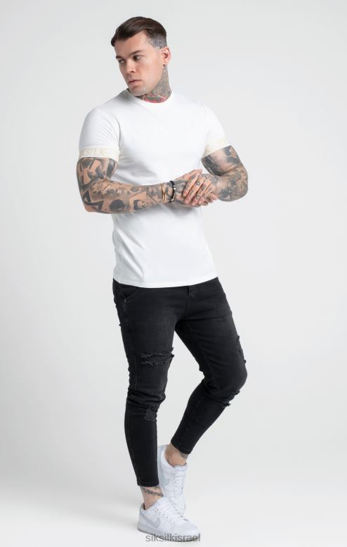 SikSilk גברים חולצת טריקו עם שרוול אלסטי אקרו D2LH2367 לבוש