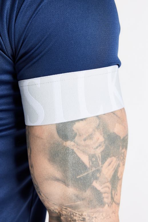 SikSilk גברים חולצת טריקו אלסטית עם שרוול כהה D2LH2369 לבוש