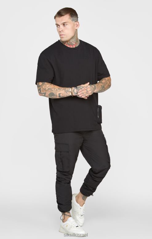 SikSilk גברים חולצת טי אוברסייז עם כיס שחור D2LH2399 לבוש