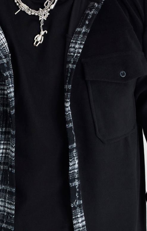 SikSilk גברים חולצה שחורה עם קפוצ'ון ניגודיות D2LH2490 לבוש